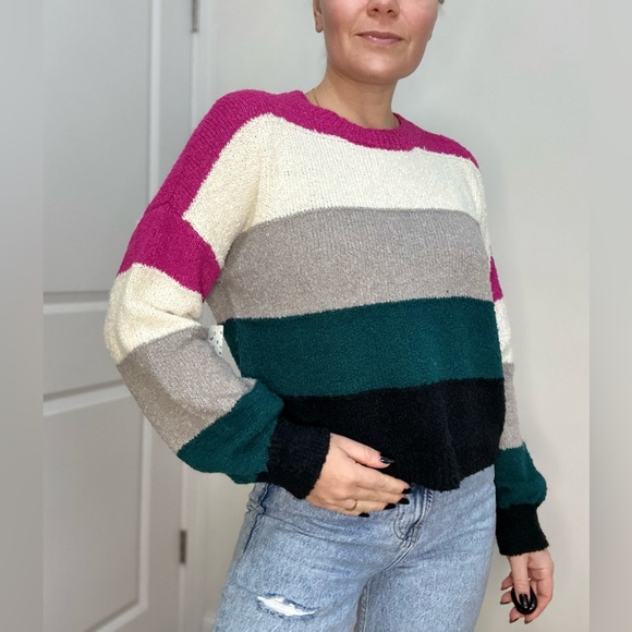 Multi Color Stripe pullover Sweater - Picture 4 of 9